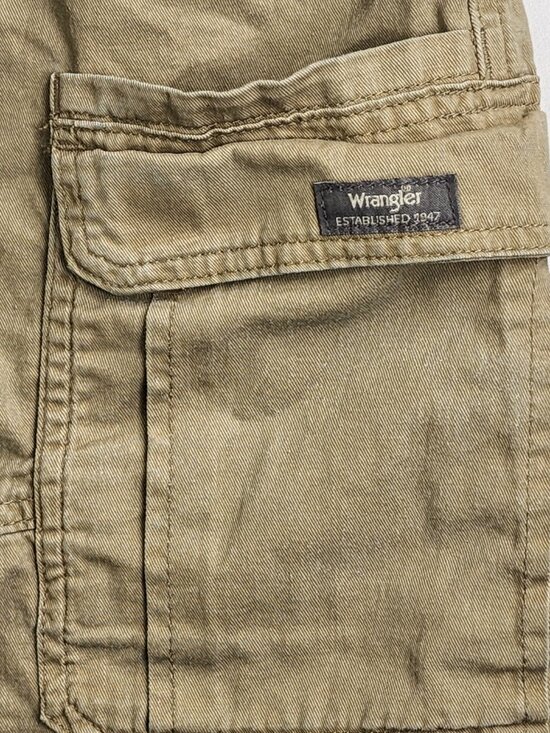 Wrangler Men's Cargo Shorts Relaxed Fit Size 44 Tan Khaki 6 Pocket Retro - Picture 6 of 12